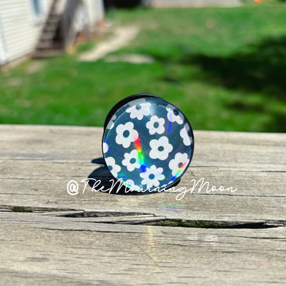 Black & white retro flower glass dome phone grip