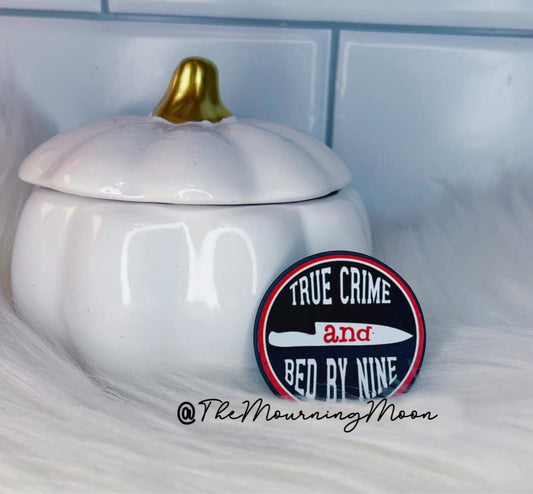 True crime bed by 9 phone grip